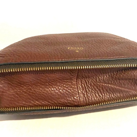 Fossil Brown distressed crossbody Leather Bag with Gold Accents - Picture 5 of 11